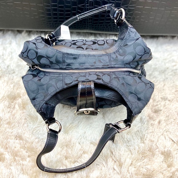 🆕 Coach Signature Collection bag - Picture 9 of 16